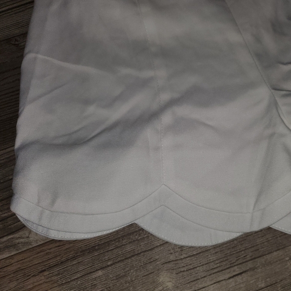 Beautiful white shorts with layered trim 😍😍 NWT - Picture 5 of 6